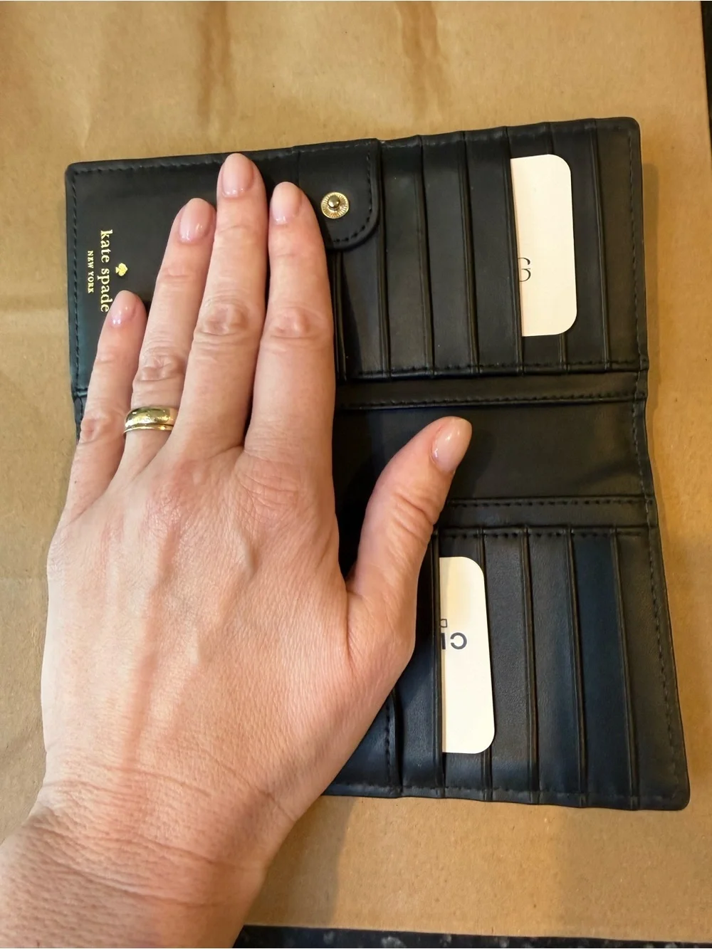 Kate Spade New York Black Leather Slim Bifold Wallet Card Organizer
